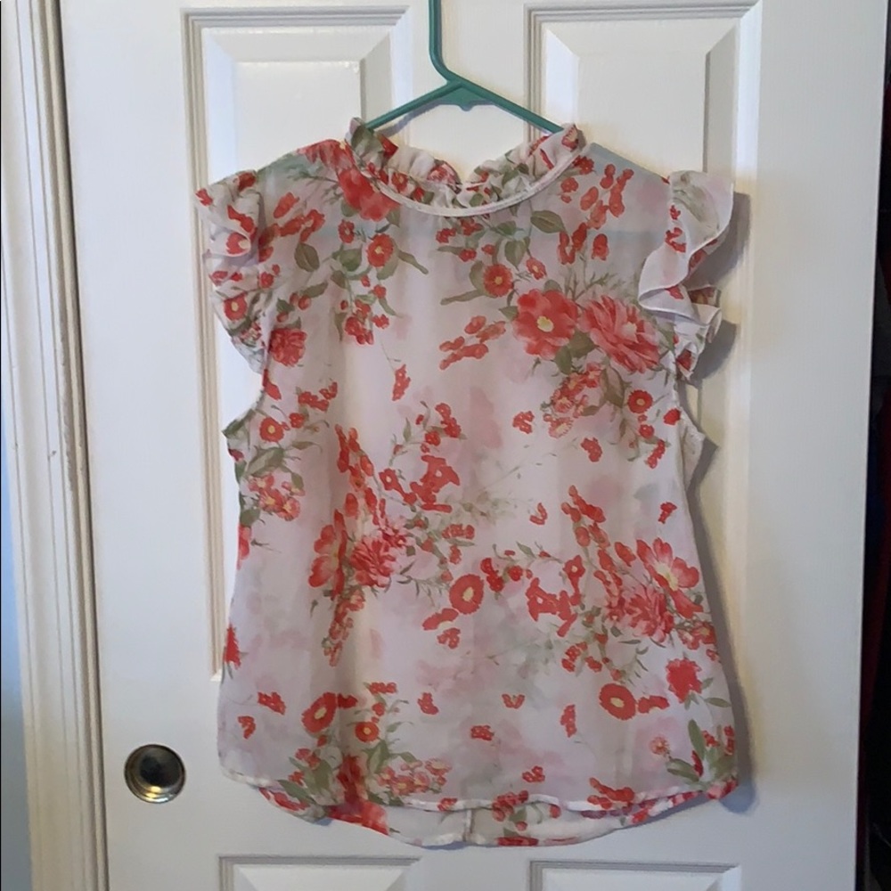 Cute 🌼 summer top